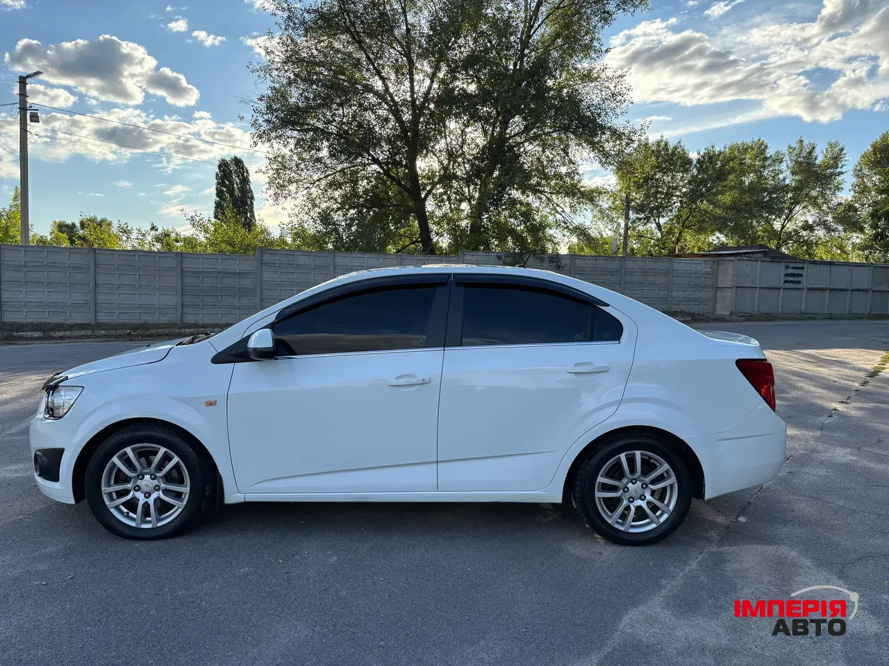 Chevrolet Aveo - фото 4