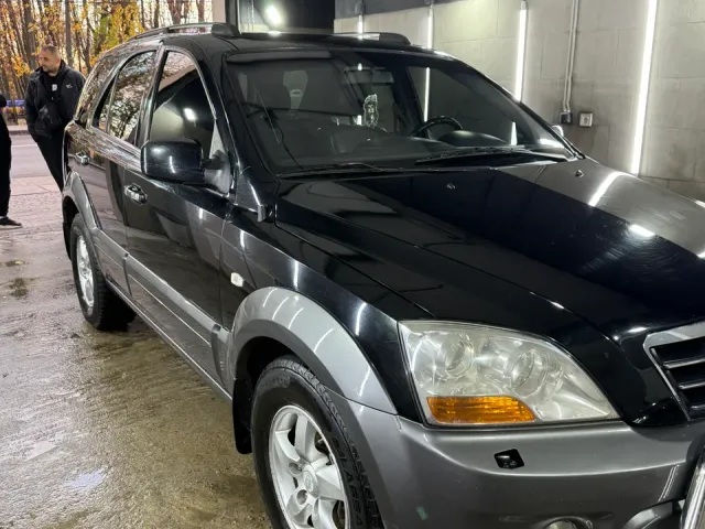 Kia Sorento - фото 3