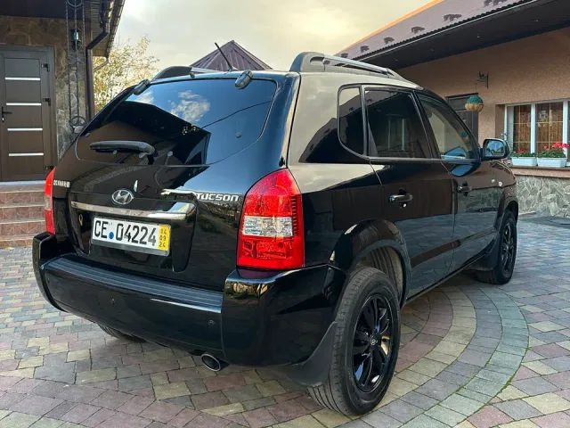 Hyundai Tucson - фото 4