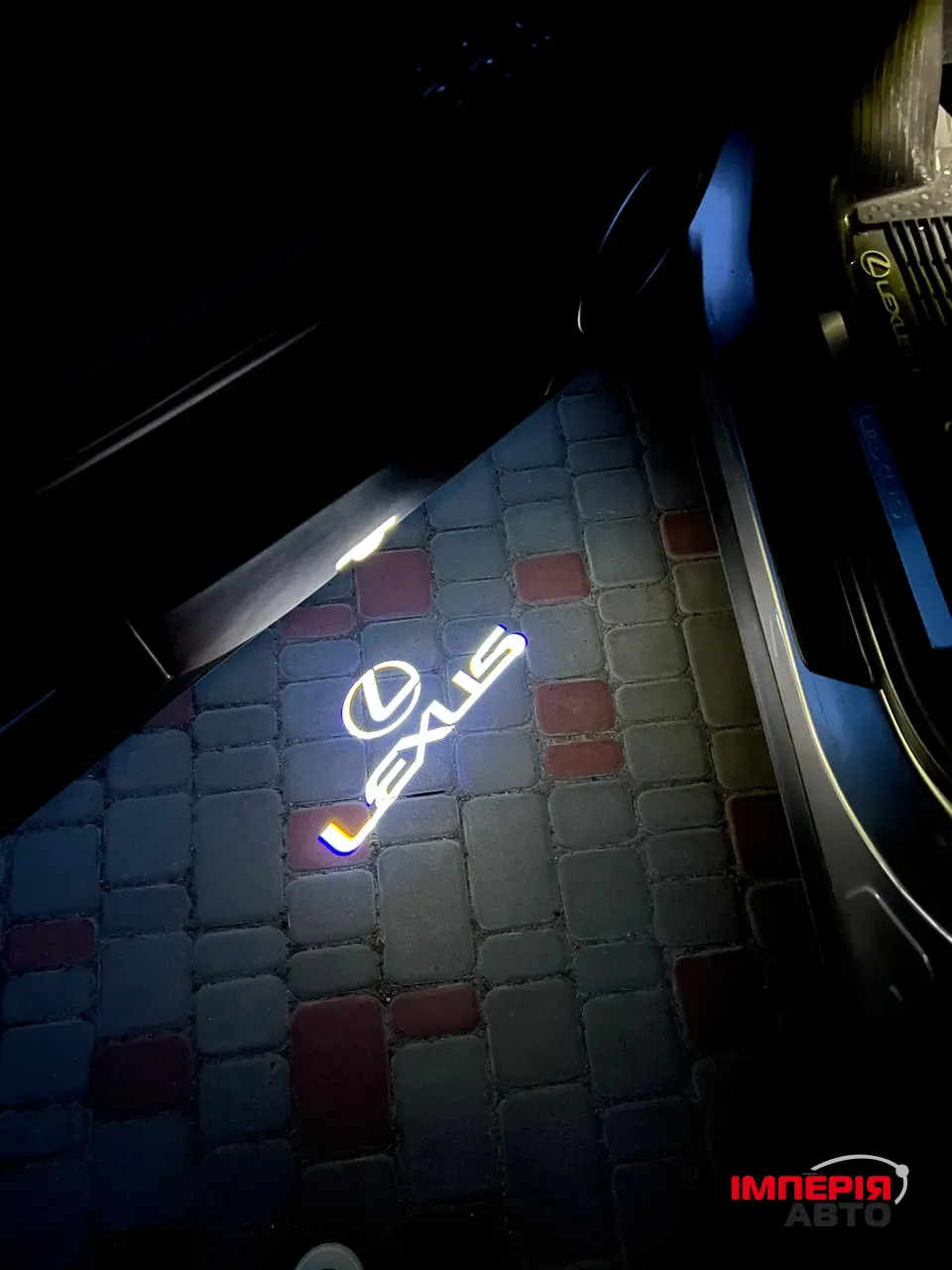 Lexus RX - фото 16