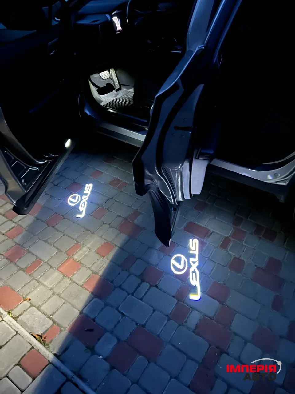 Lexus RX - фото 17