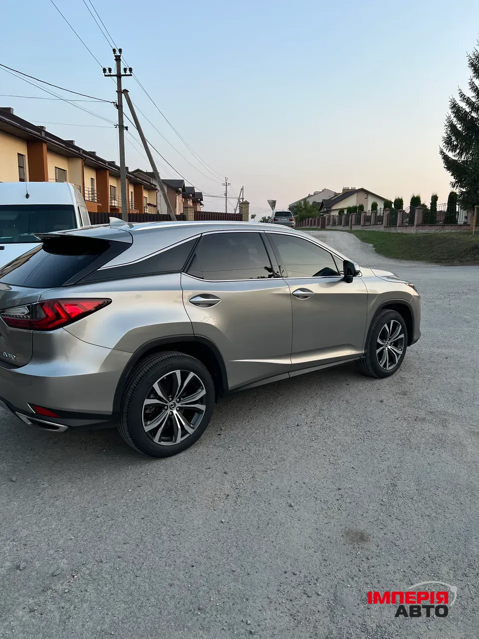 Lexus RX - фото 4