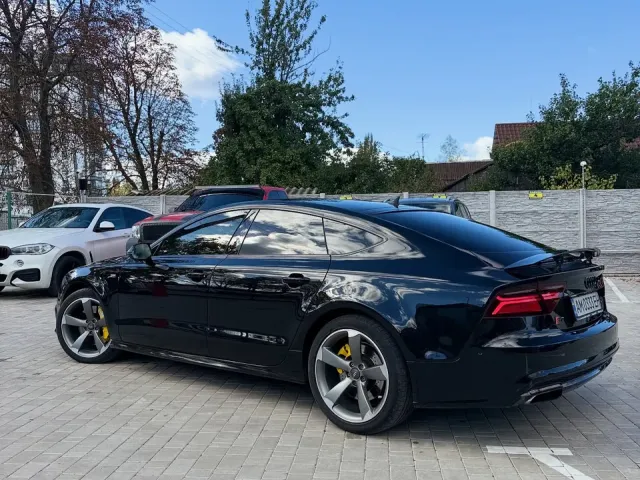 Audi A7 - фото 3