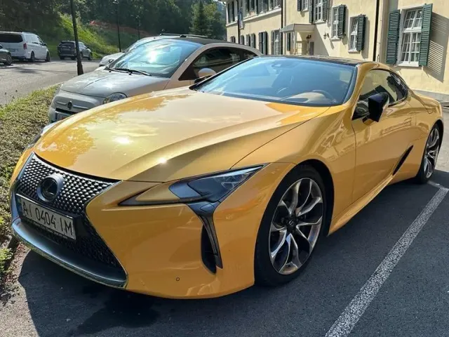 Lexus LC - фото 1