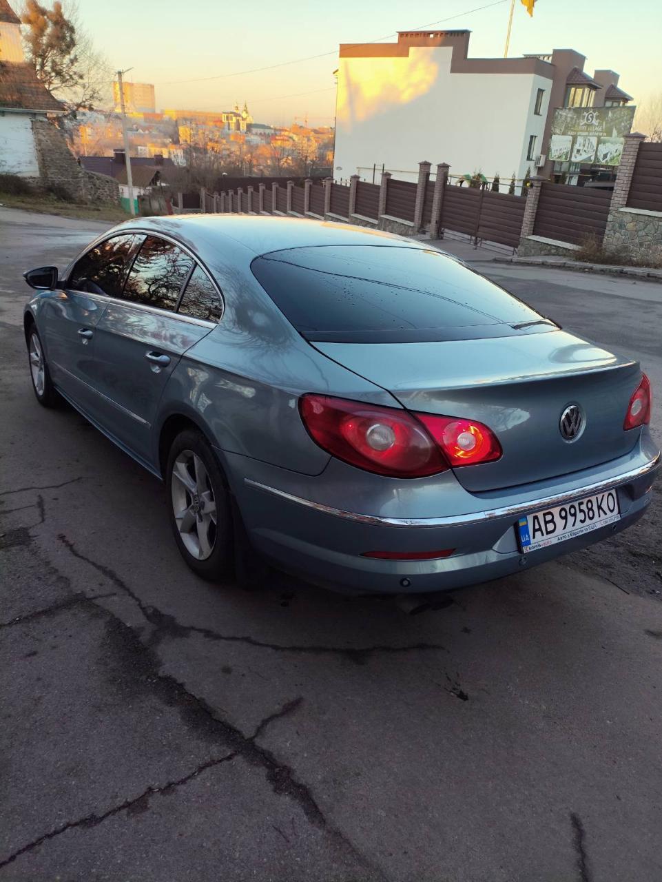 Volkswagen Passat CC - фото 11