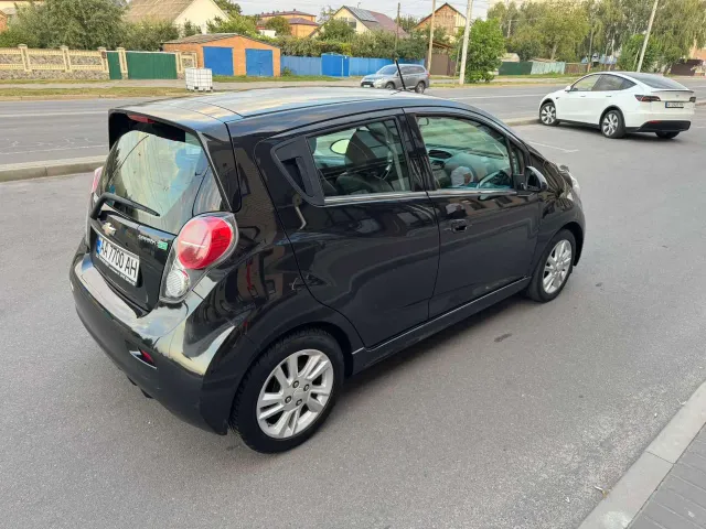 Chevrolet Spark - фото 4