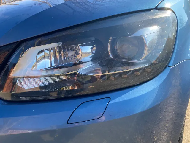 Volkswagen Touran - фото 4