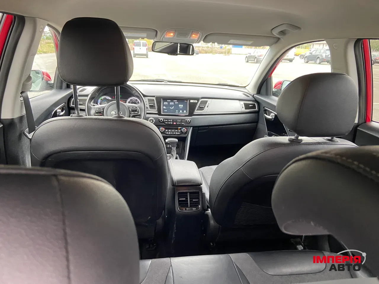 Kia Niro - фото 12