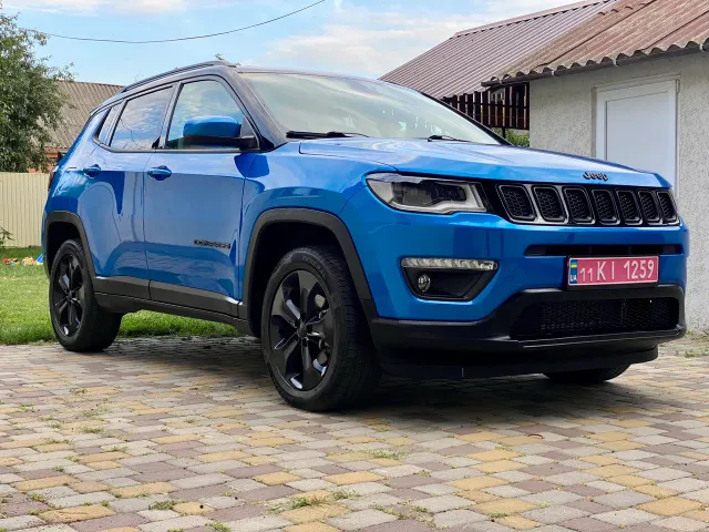 Jeep Compass - фото 2