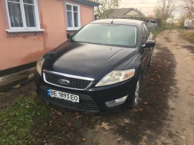 Ford Mondeo - фото 1