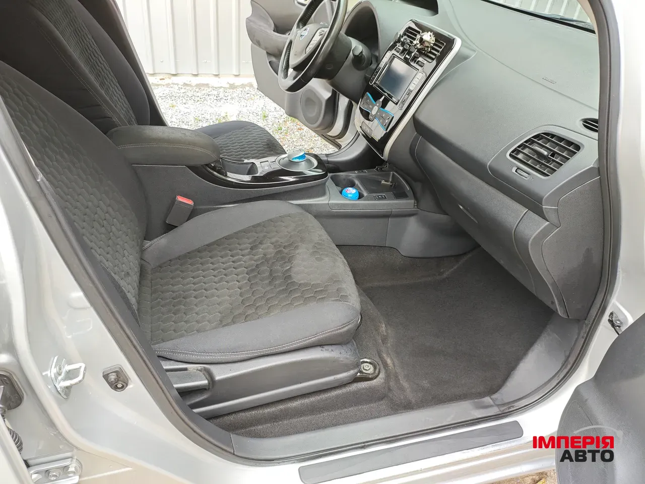 Nissan Leaf - фото 11