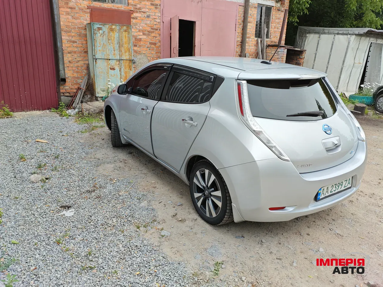 Nissan Leaf - фото 5