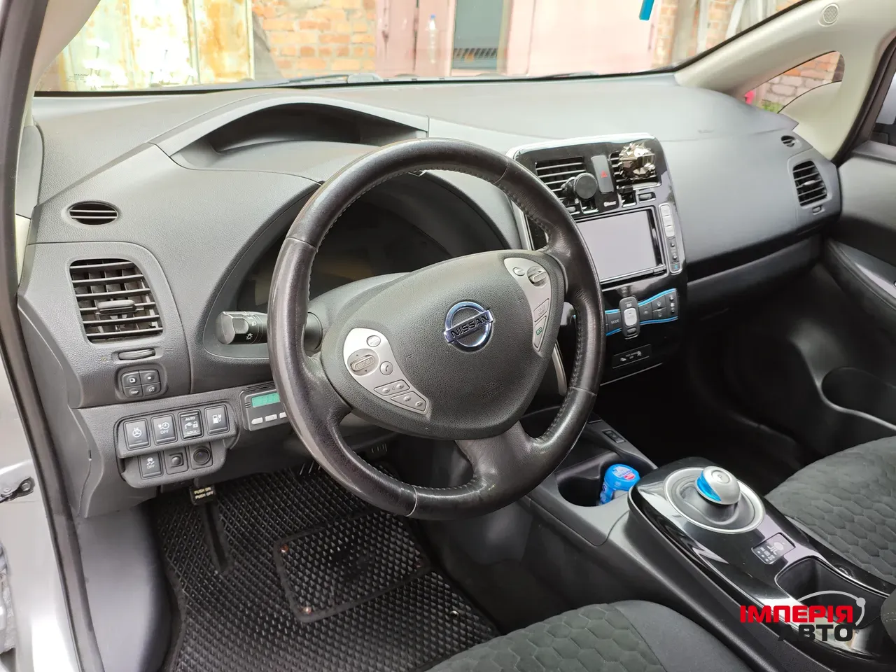 Nissan Leaf - фото 10