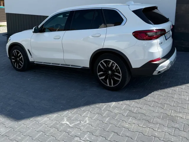 BMW X5 - фото 4