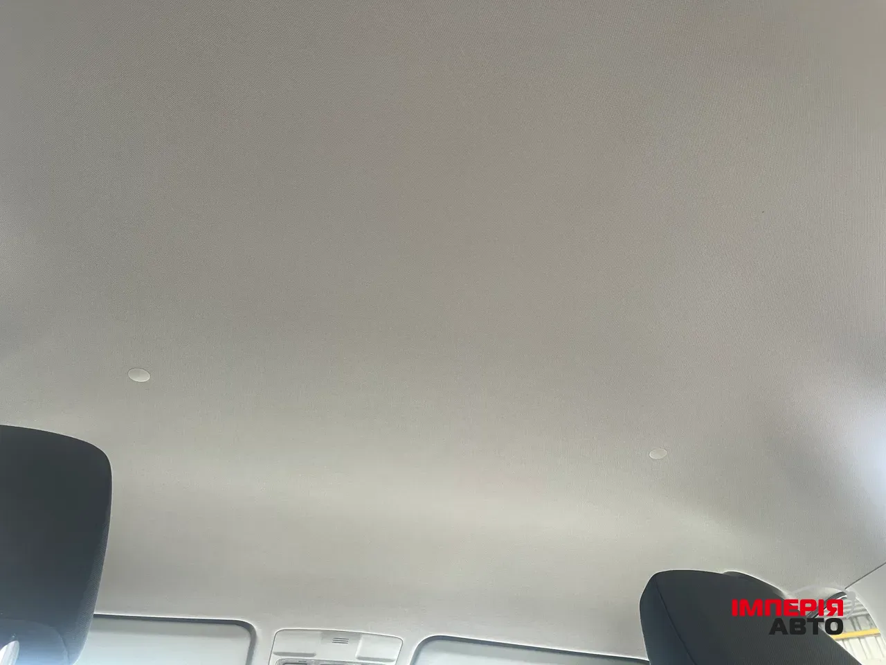 Toyota RAV4 - фото 9