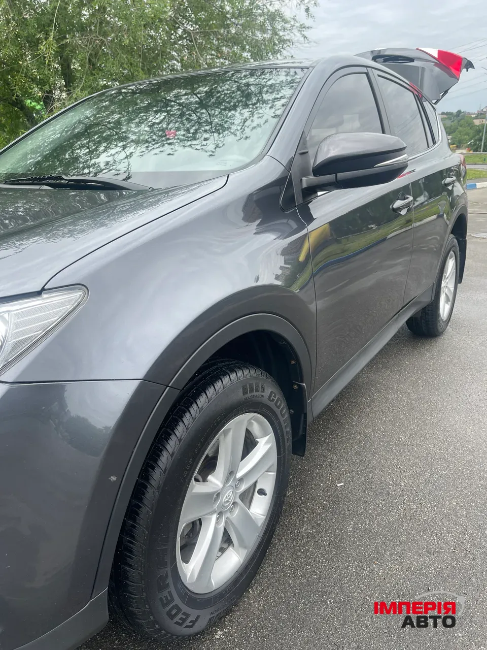 Toyota RAV4 - фото 6