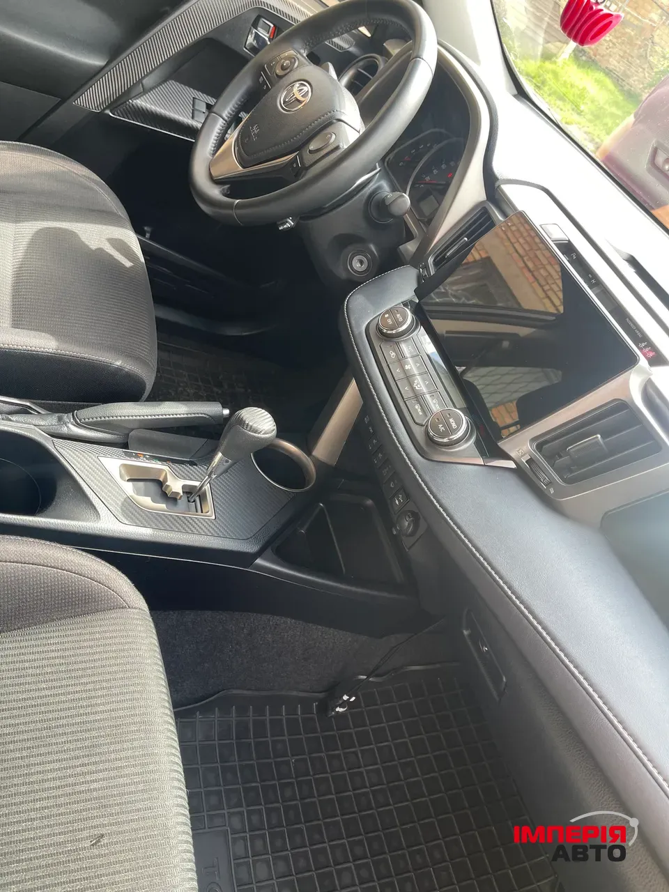 Toyota RAV4 - фото 30