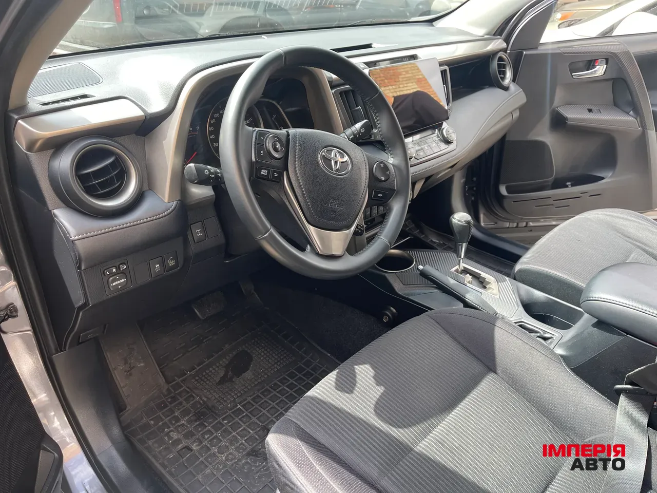 Toyota RAV4 - фото 27