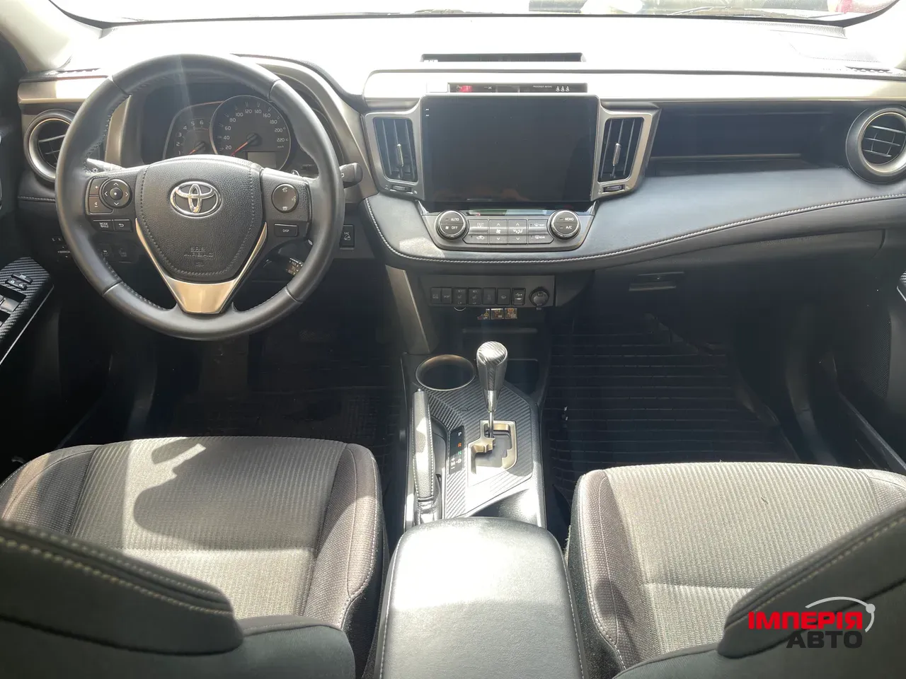 Toyota RAV4 - фото 26