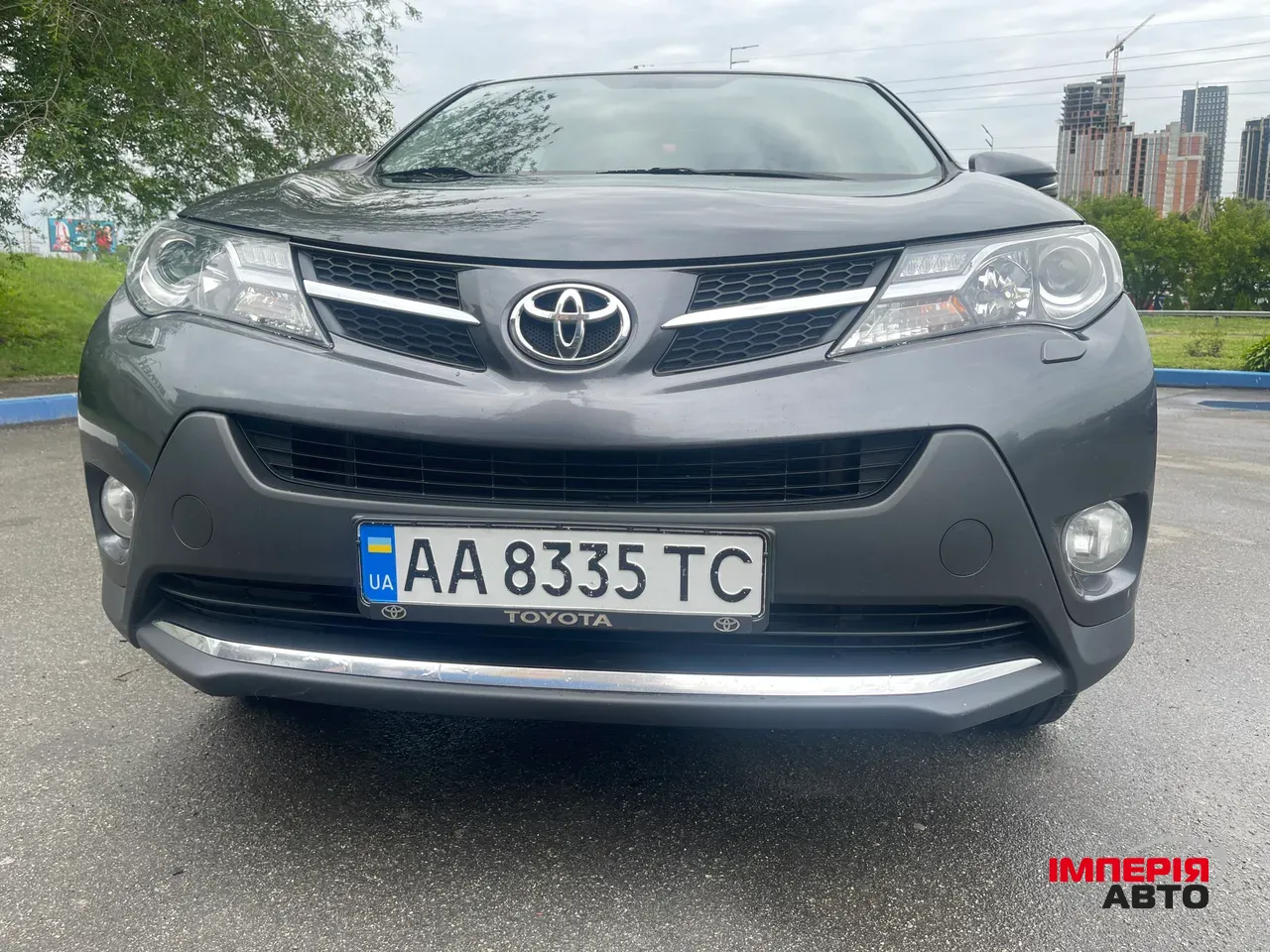 Toyota RAV4 - фото 8