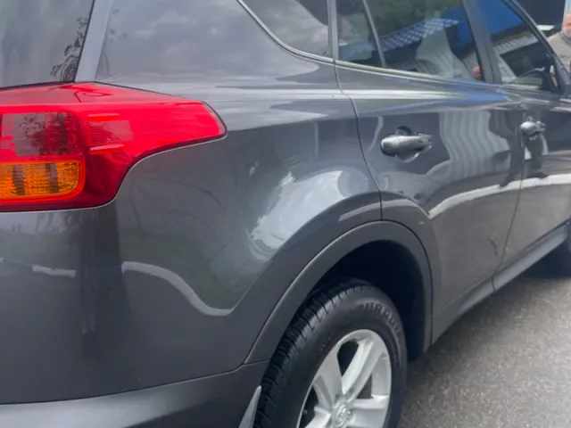 Toyota RAV4 - фото 2