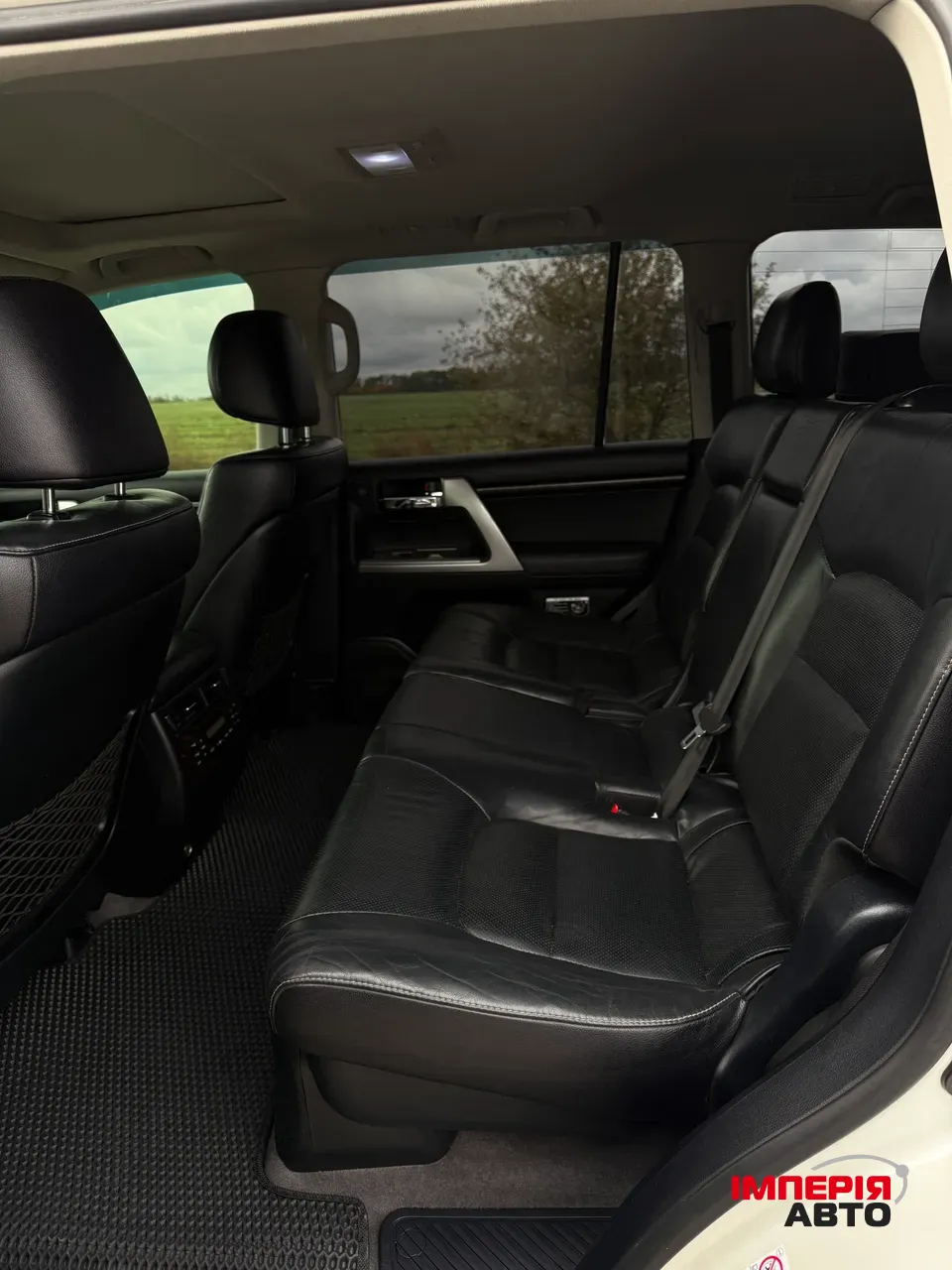 Toyota Land Cruiser - фото 9