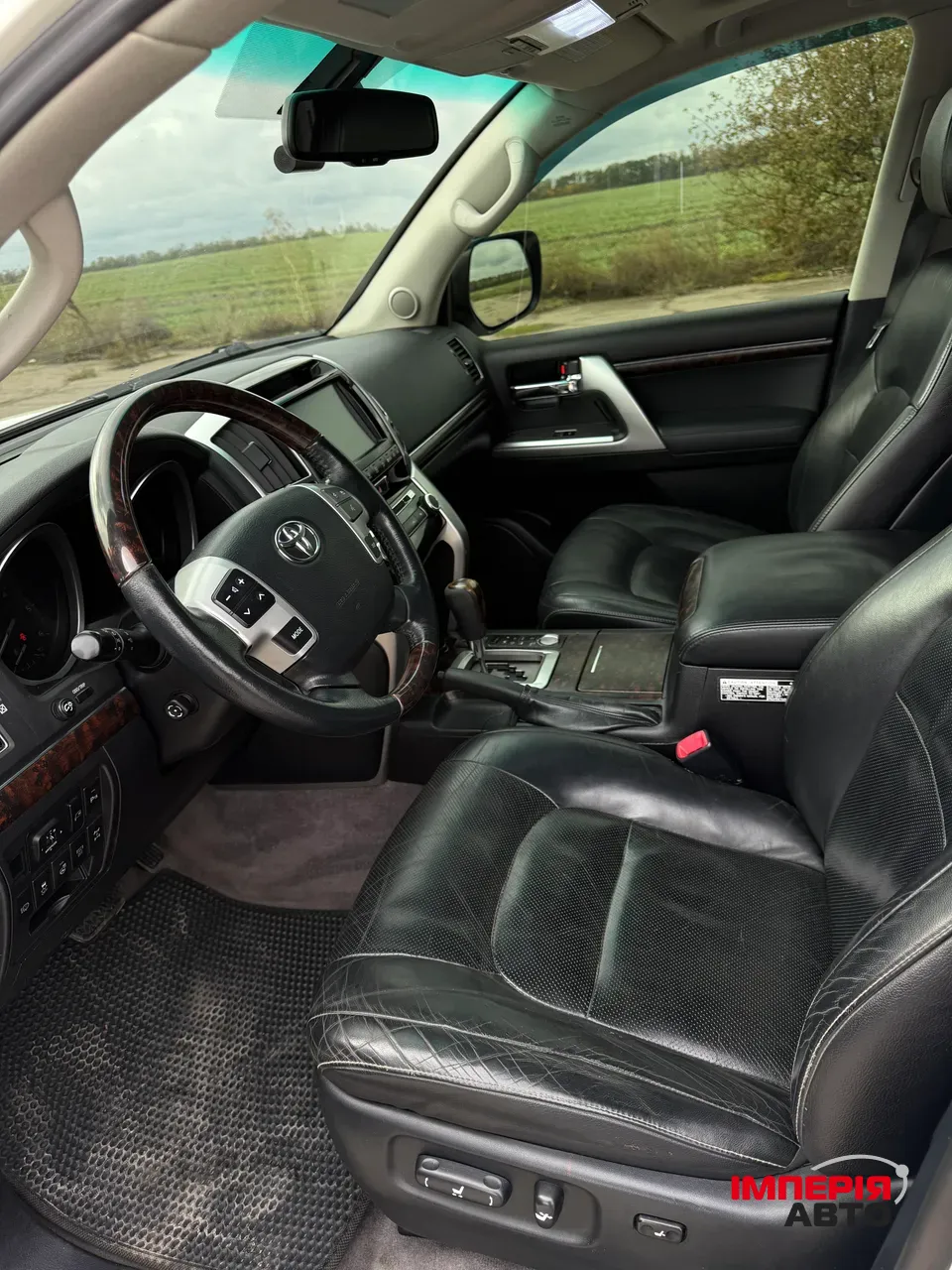 Toyota Land Cruiser - фото 10