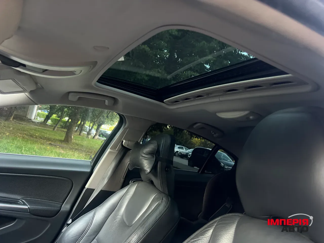 Volvo S60 - фото 11