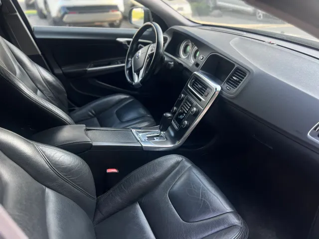 Volvo S60 - фото 5