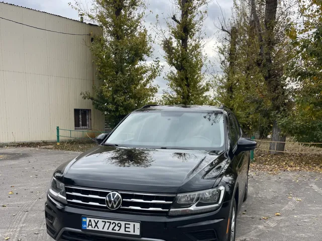 Volkswagen Tiguan - фото 2