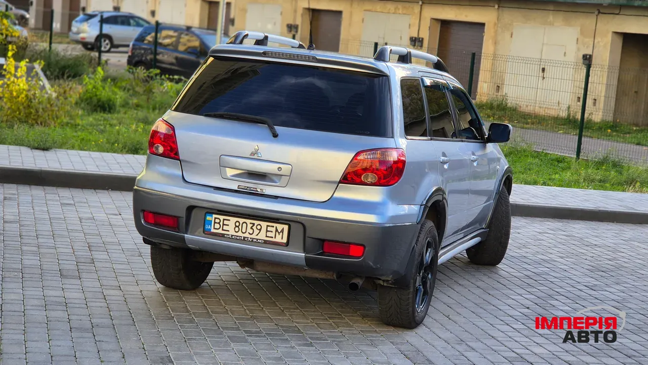 Mitsubishi Outlander - фото 15