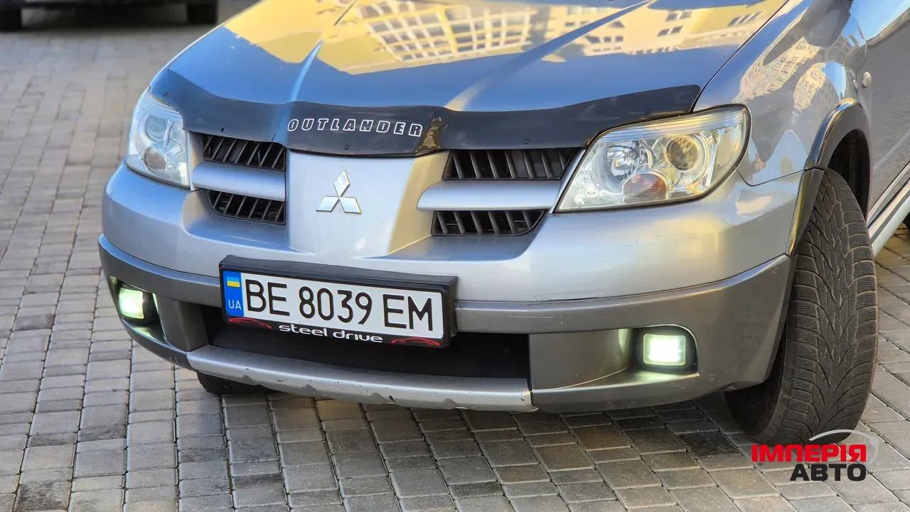 Mitsubishi Outlander - фото 14