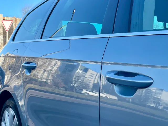 Volkswagen Passat - фото 4