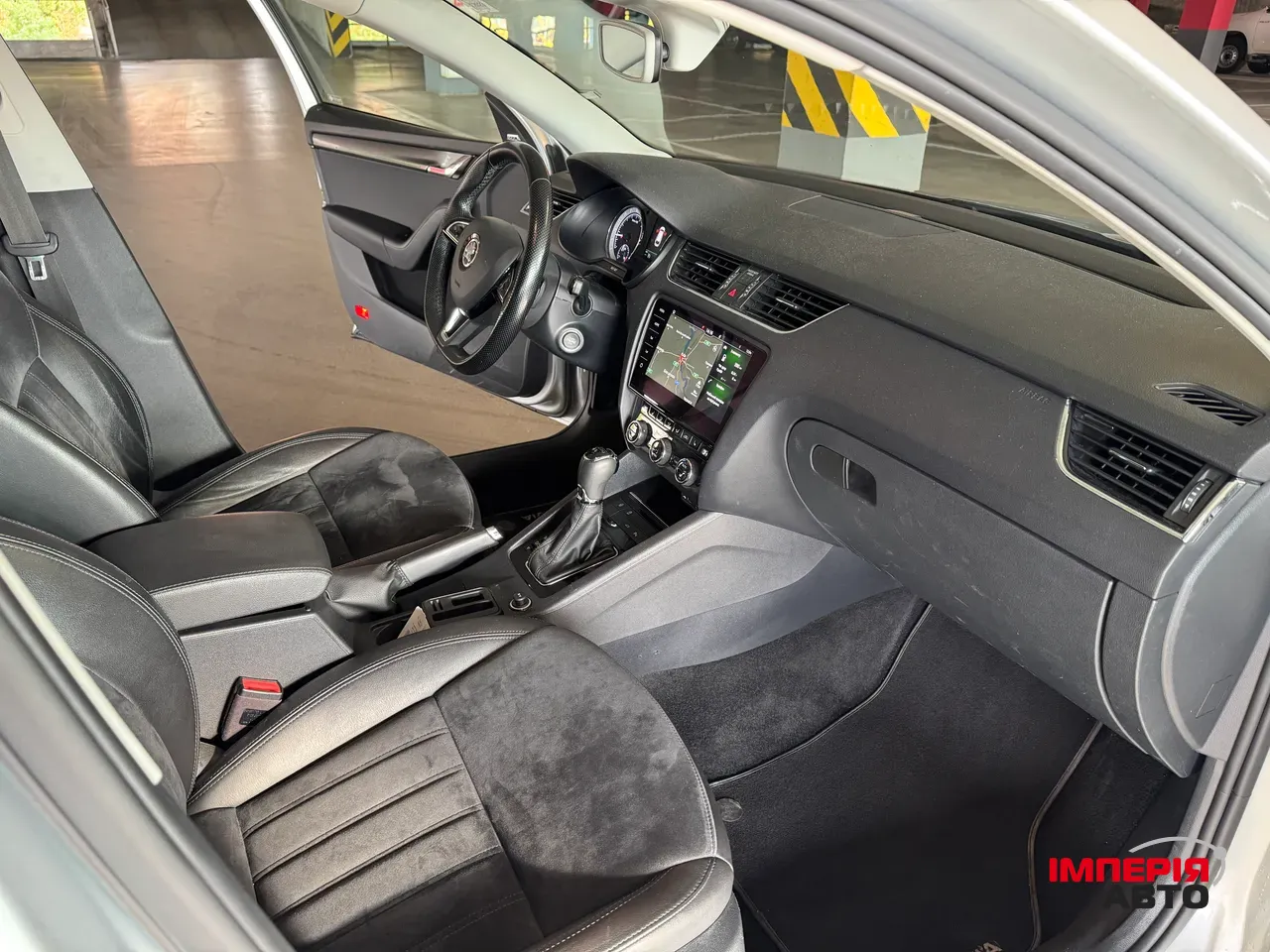 Skoda Octavia - фото 3