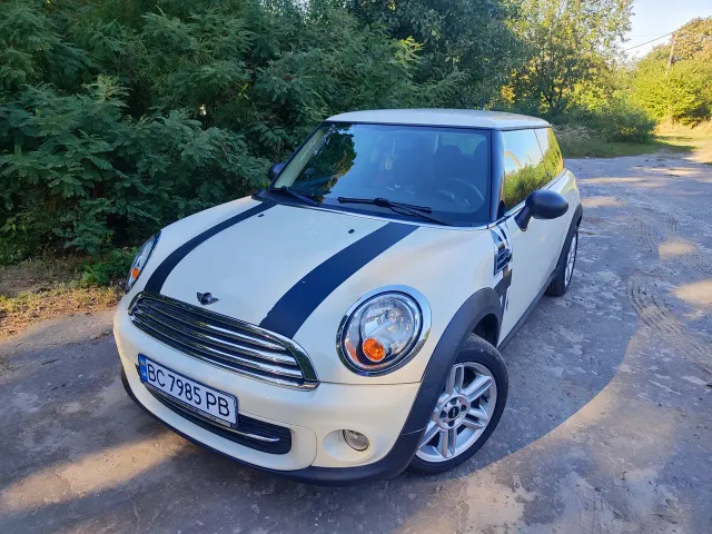 Mini Hatch - фото 3