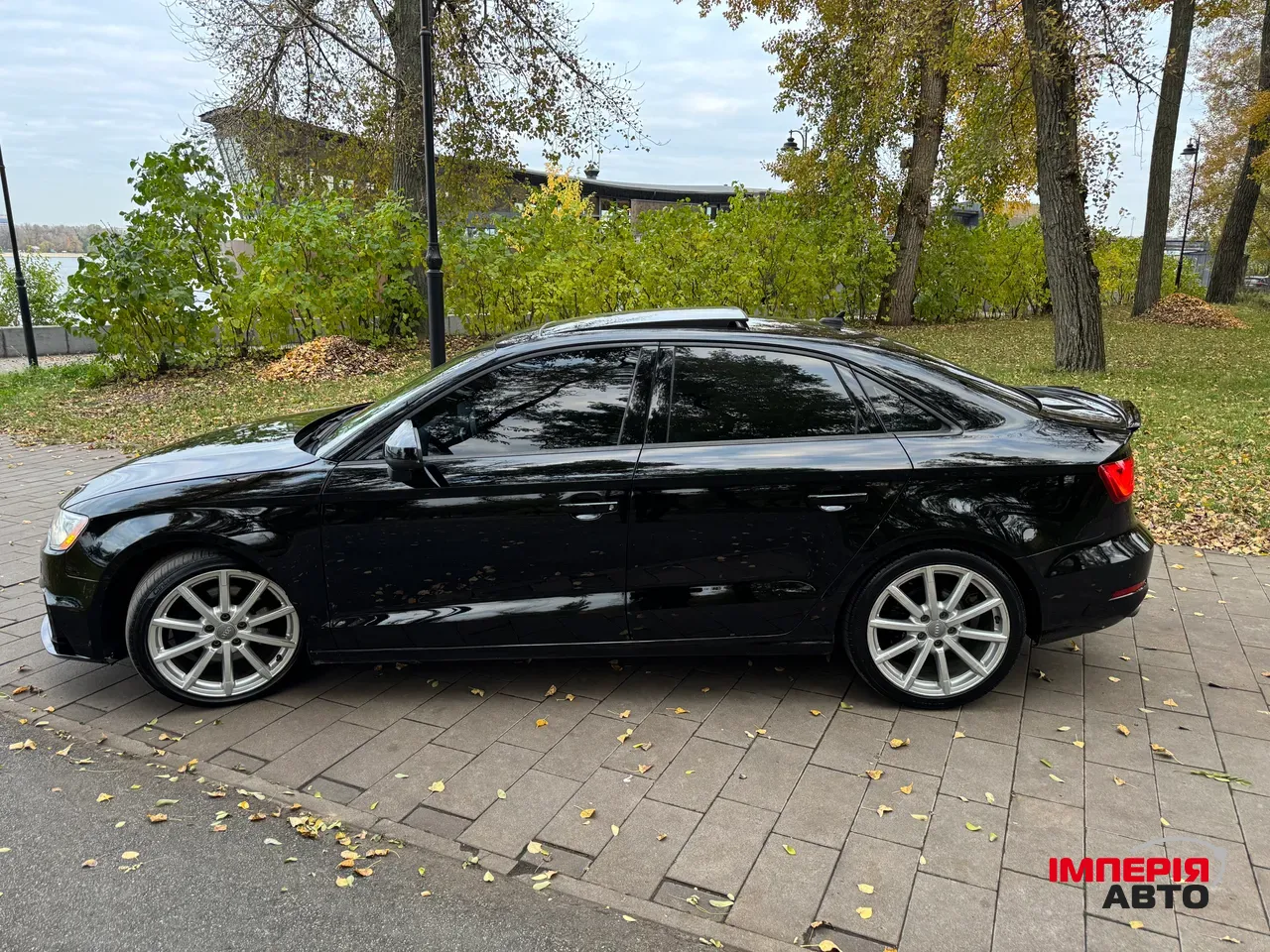 Audi A3 - фото 6