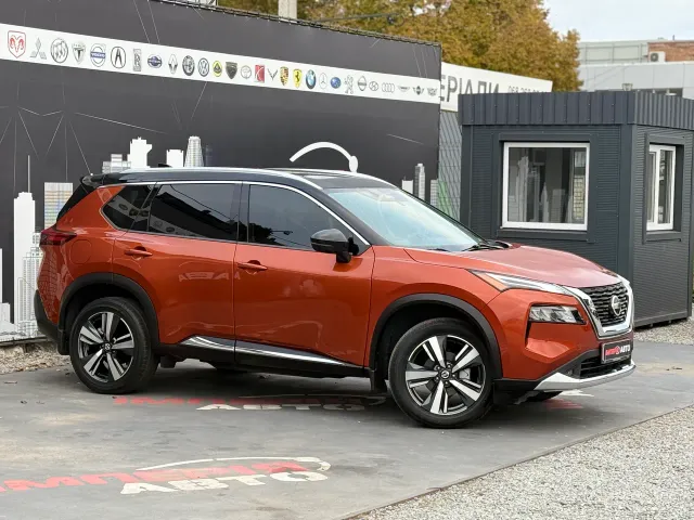 Nissan Rogue - фото 3