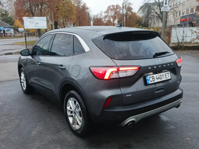 Ford Escape - фото 5