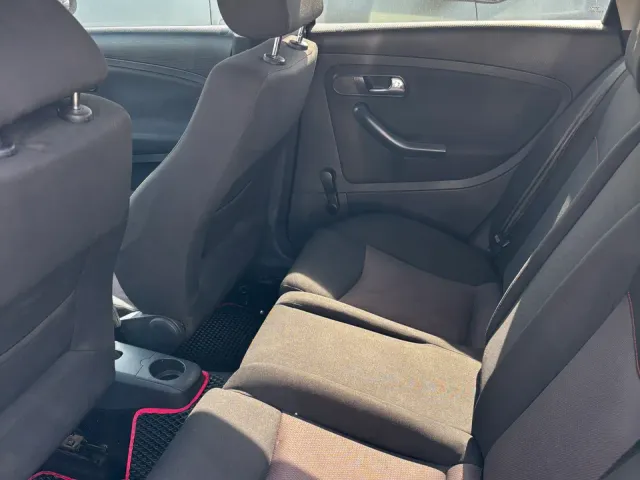 SEAT Ibiza - фото 5