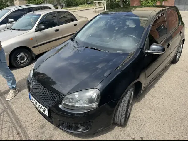 Volkswagen Golf - фото 4