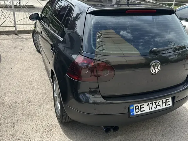 Volkswagen Golf - фото 3