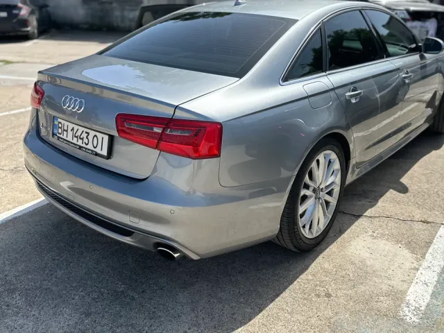 Audi A6 - фото 5