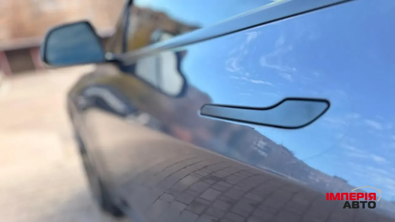 Tesla Model 3 - фото 22