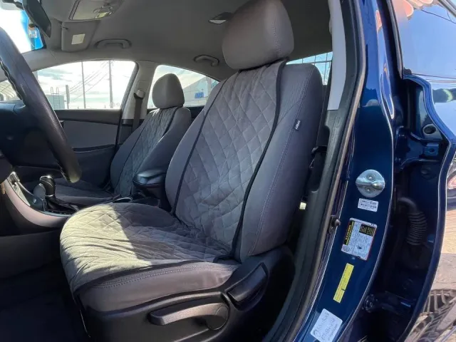 Hyundai Elantra - фото 5