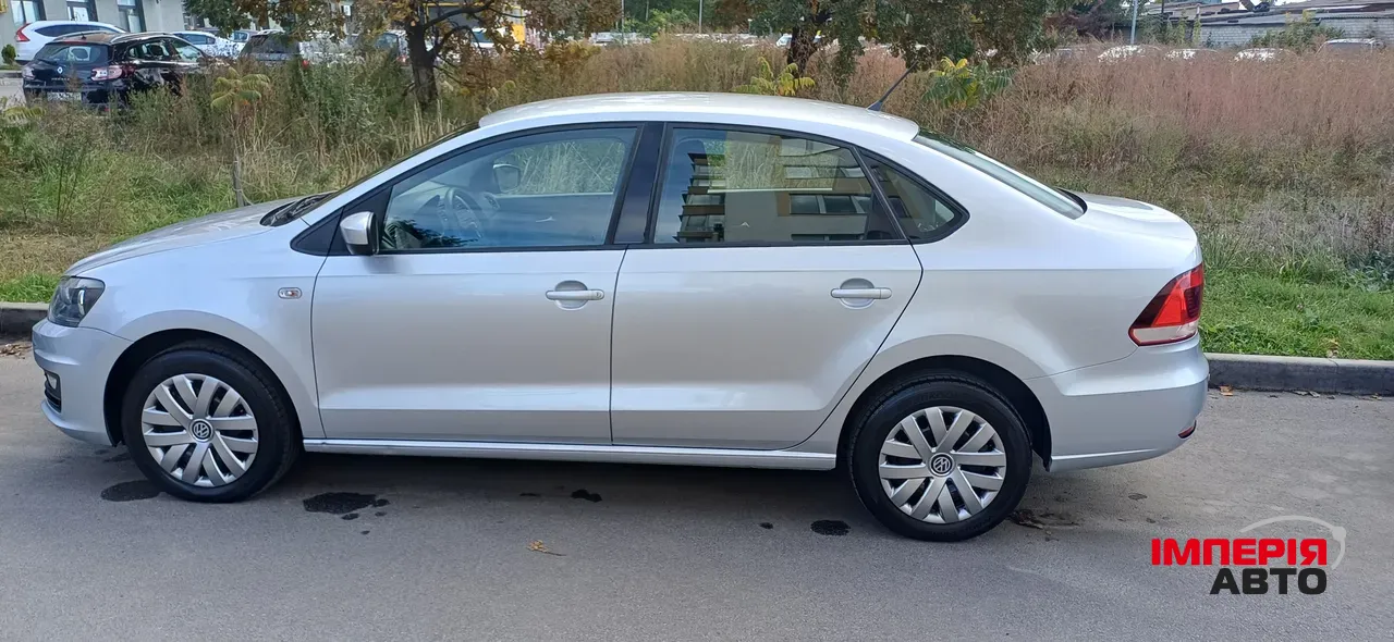 Volkswagen Polo - фото 7