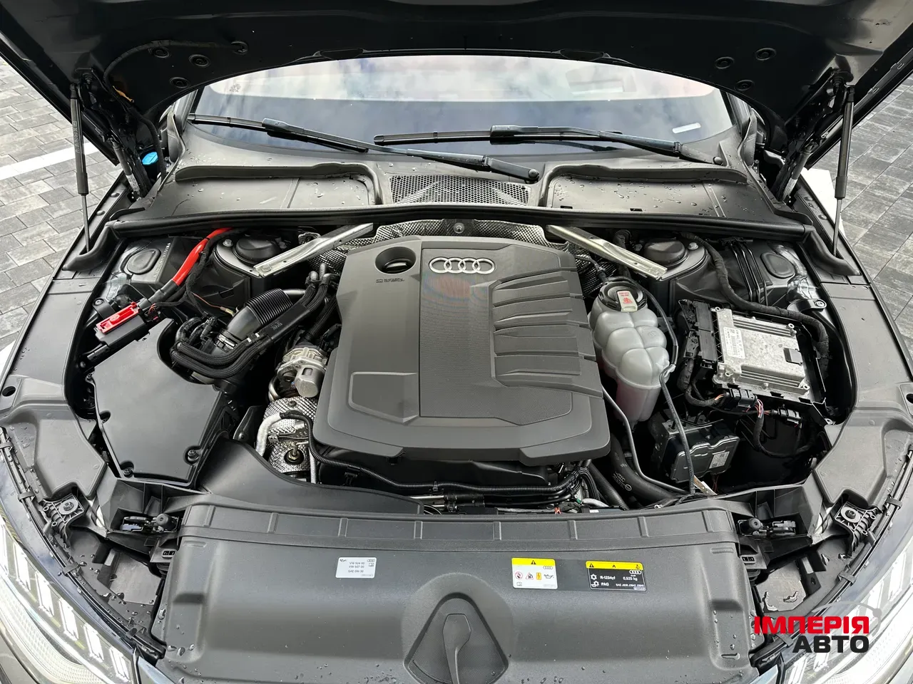 Audi A4 - фото 54