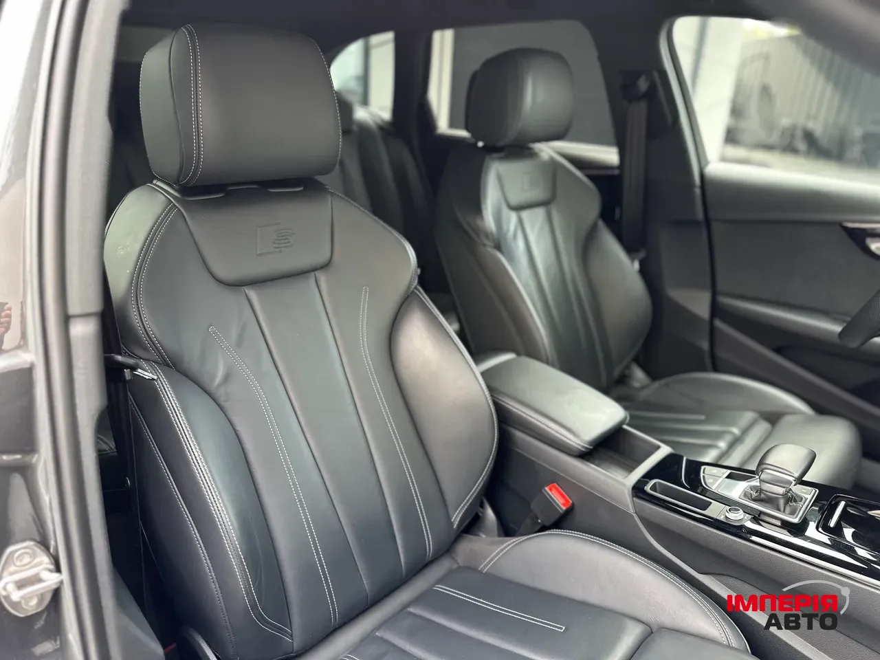 Audi A4 - фото 34