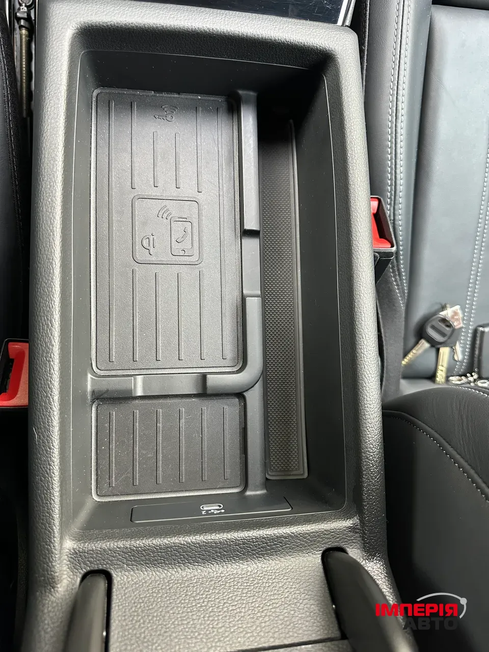 Audi A4 - фото 57