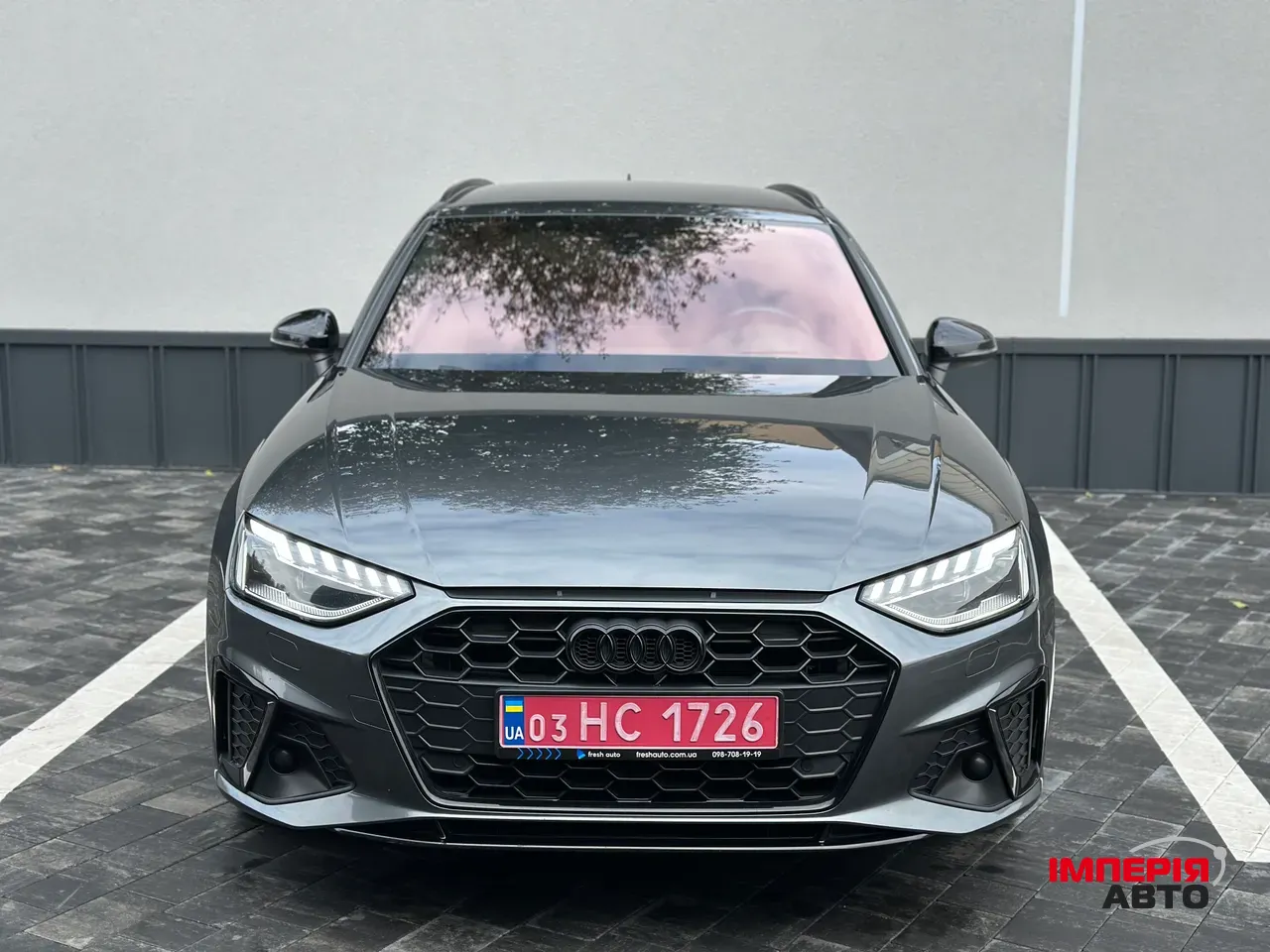 Audi A4 - фото 4