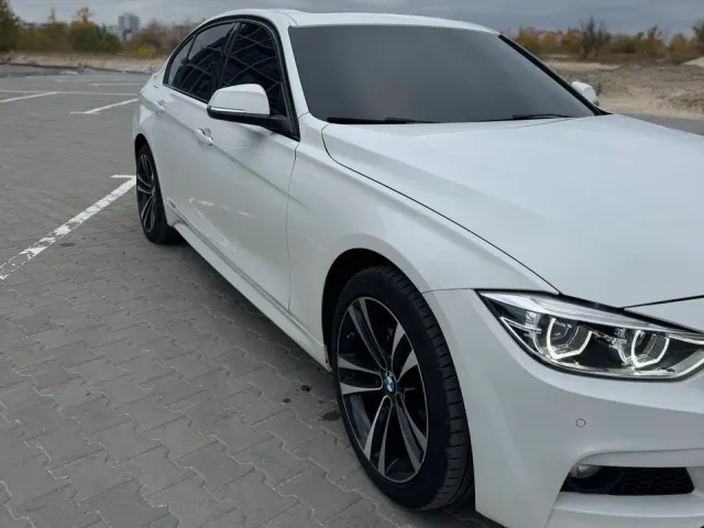 BMW 3 серії - фото 4